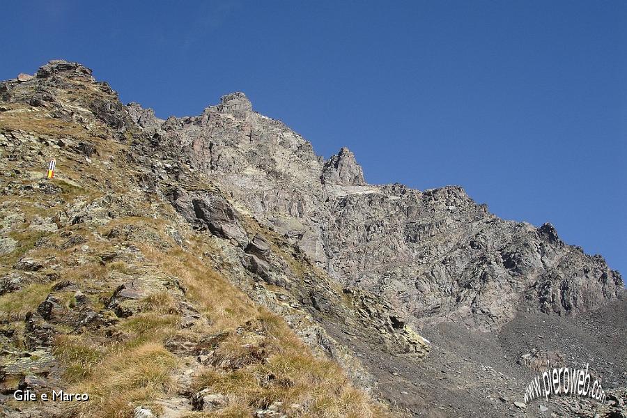 02-Verso la bocchetta dei camosci.jpg - 02-Verso la Bocchetta dei camosci  (2730 m.)